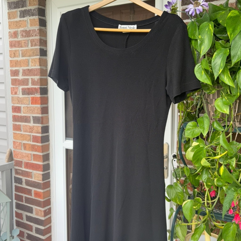 Ronni Nicole Black Dress